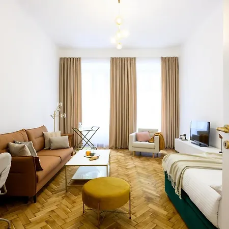 Native Dietla 71 * Cracovie