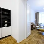 Native Dietla 71 * Cracovia